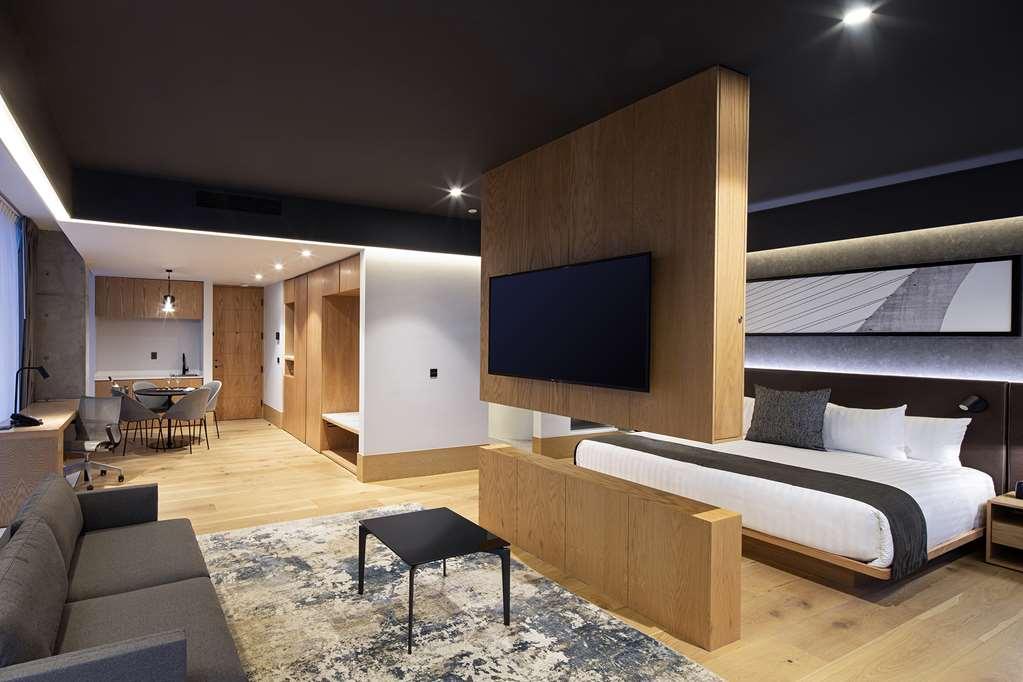 Galeria Plaza Monterrey Hotel Room photo Suite